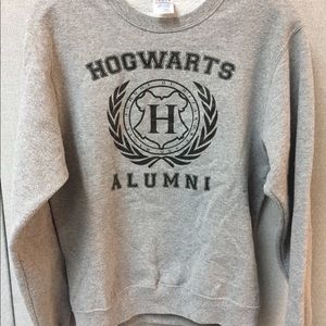 Crew neck sweatshirt. Hogwarts
